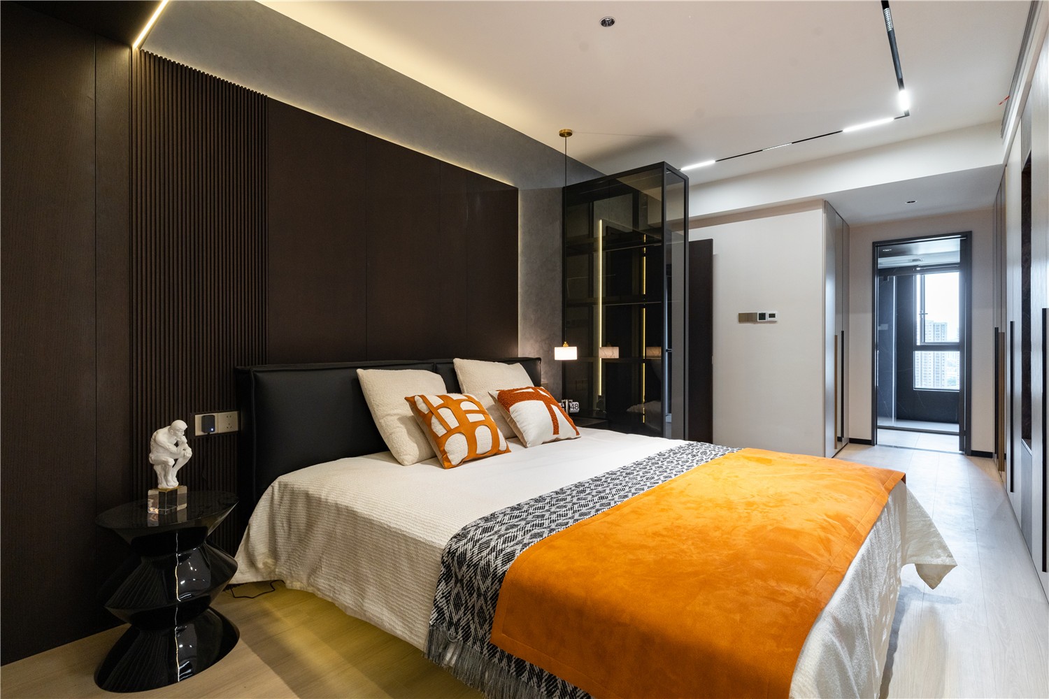 臥室裝修,衛(wèi)生間布局,武漢室內設計 臥室裝修,衛(wèi)生間布局,武漢室內設計